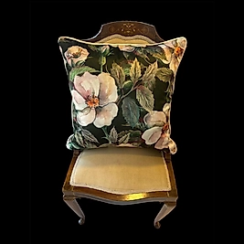 Yabani Güller Kırlent Yastık Kılıfı